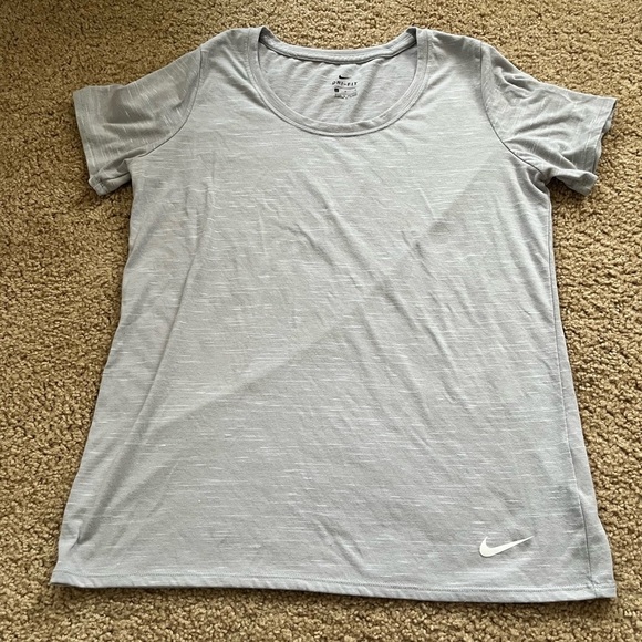 Nike Tops - Light gray Nike tee
